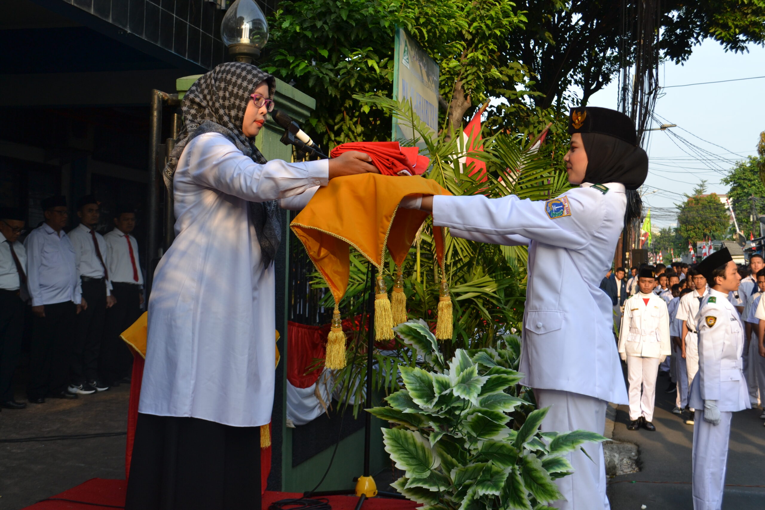 Upacara Hut RI ke 68